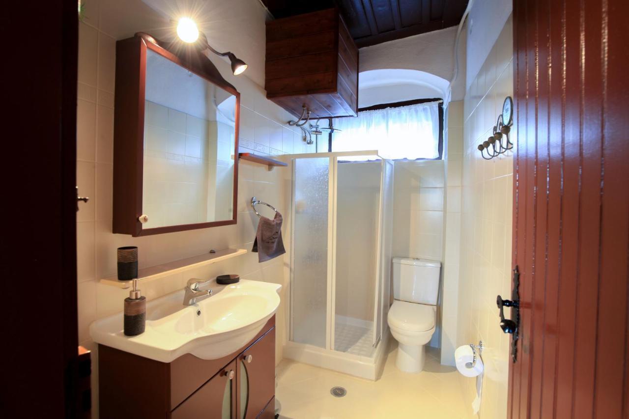 Dandy Villas Amfiklia - Pasithea - Stunning View - Fireplace - Parking 암피키아 외부 사진